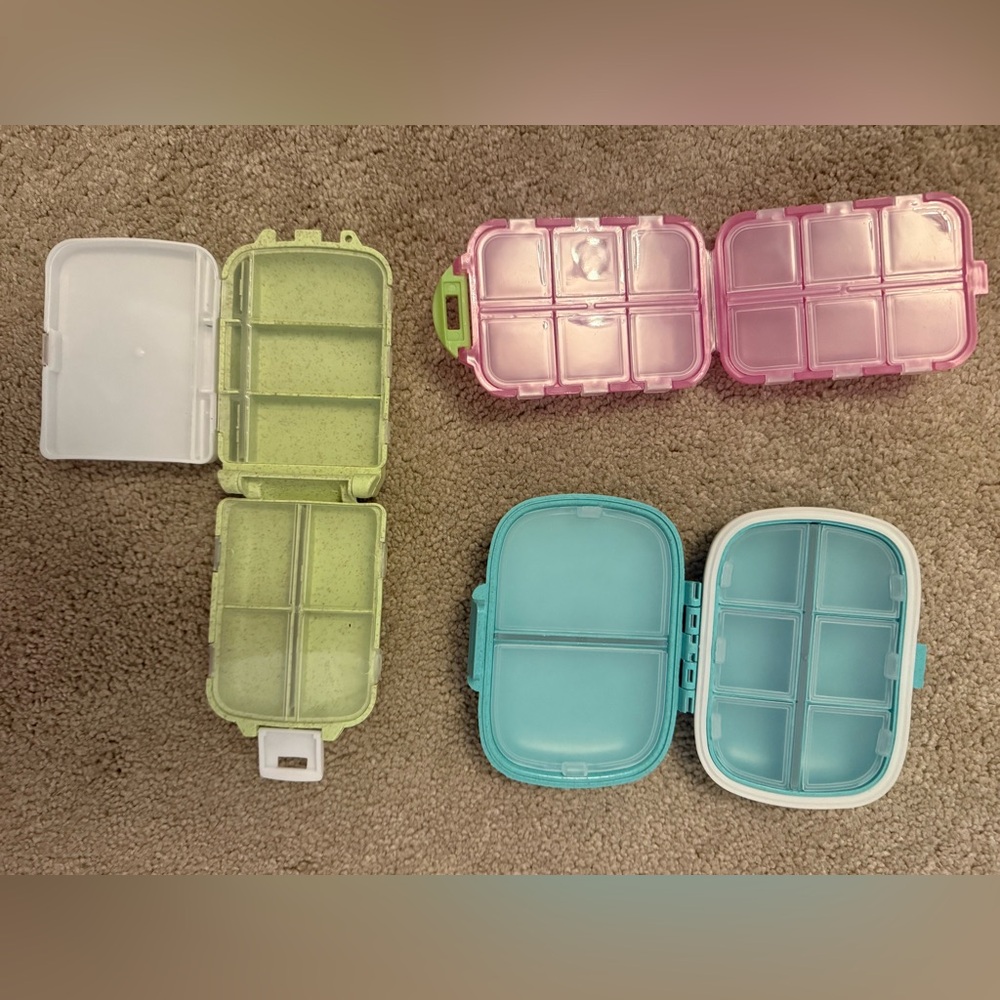 Colorful Travel Pill Organization Container Set - Picture 4 of 4